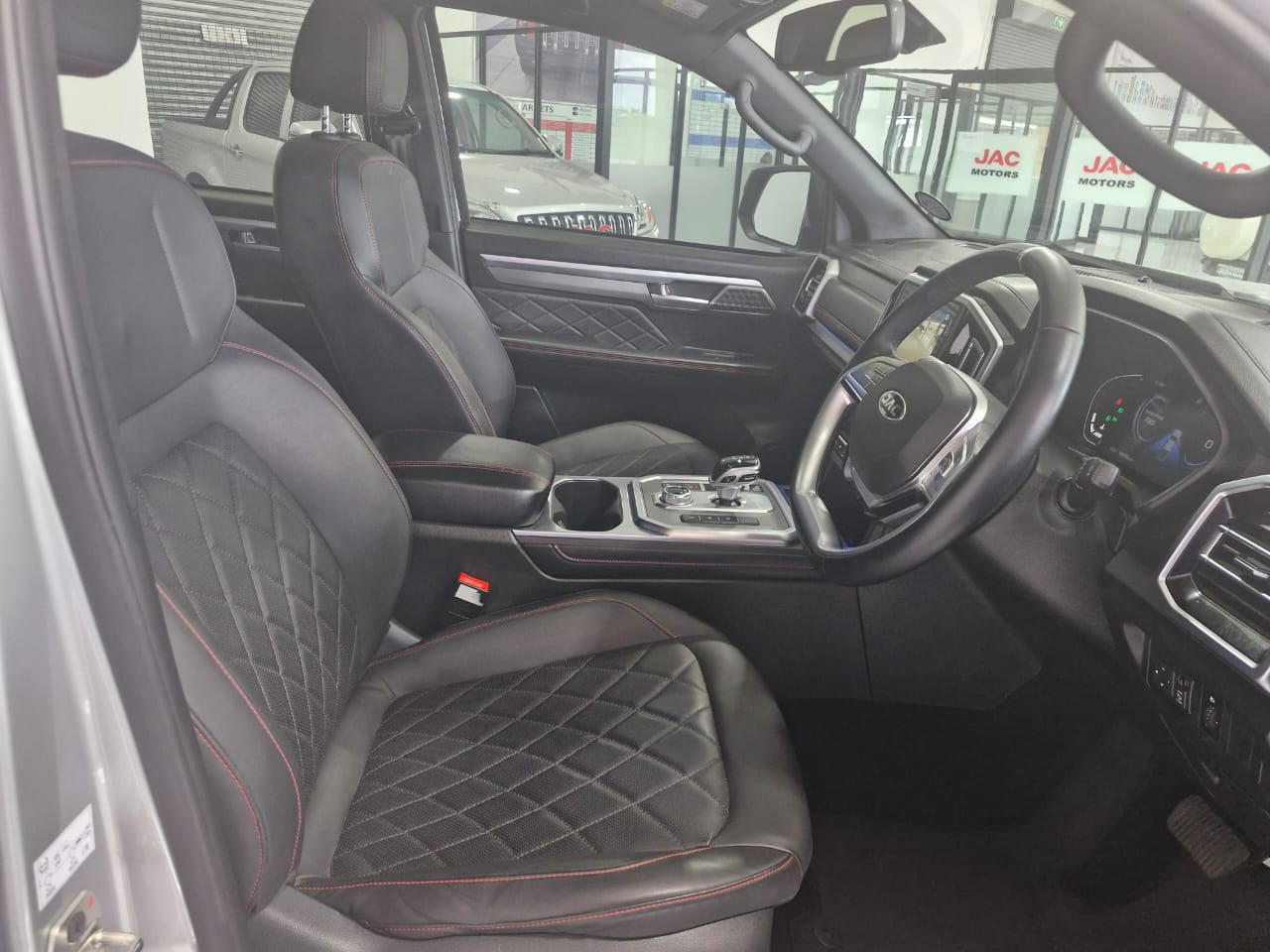 2025 JAC T9 2.0CTi Double Cab 4WD Super Lux